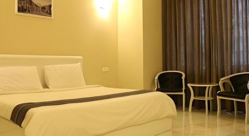 Stallions Suites Penang Jelutong Exterior photo